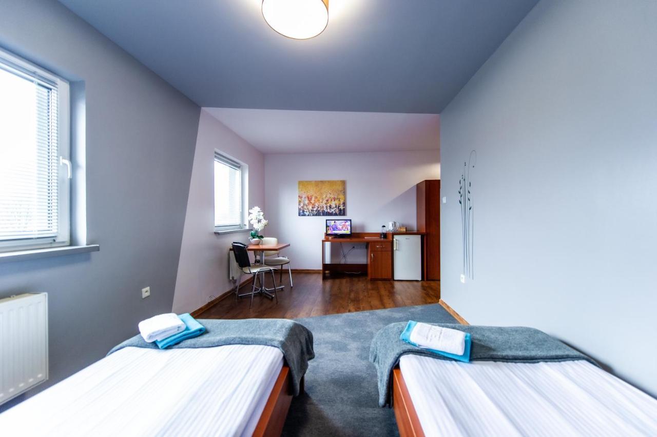 Gosciniec Promus Hotel Zabrze Ngoại thất bức ảnh