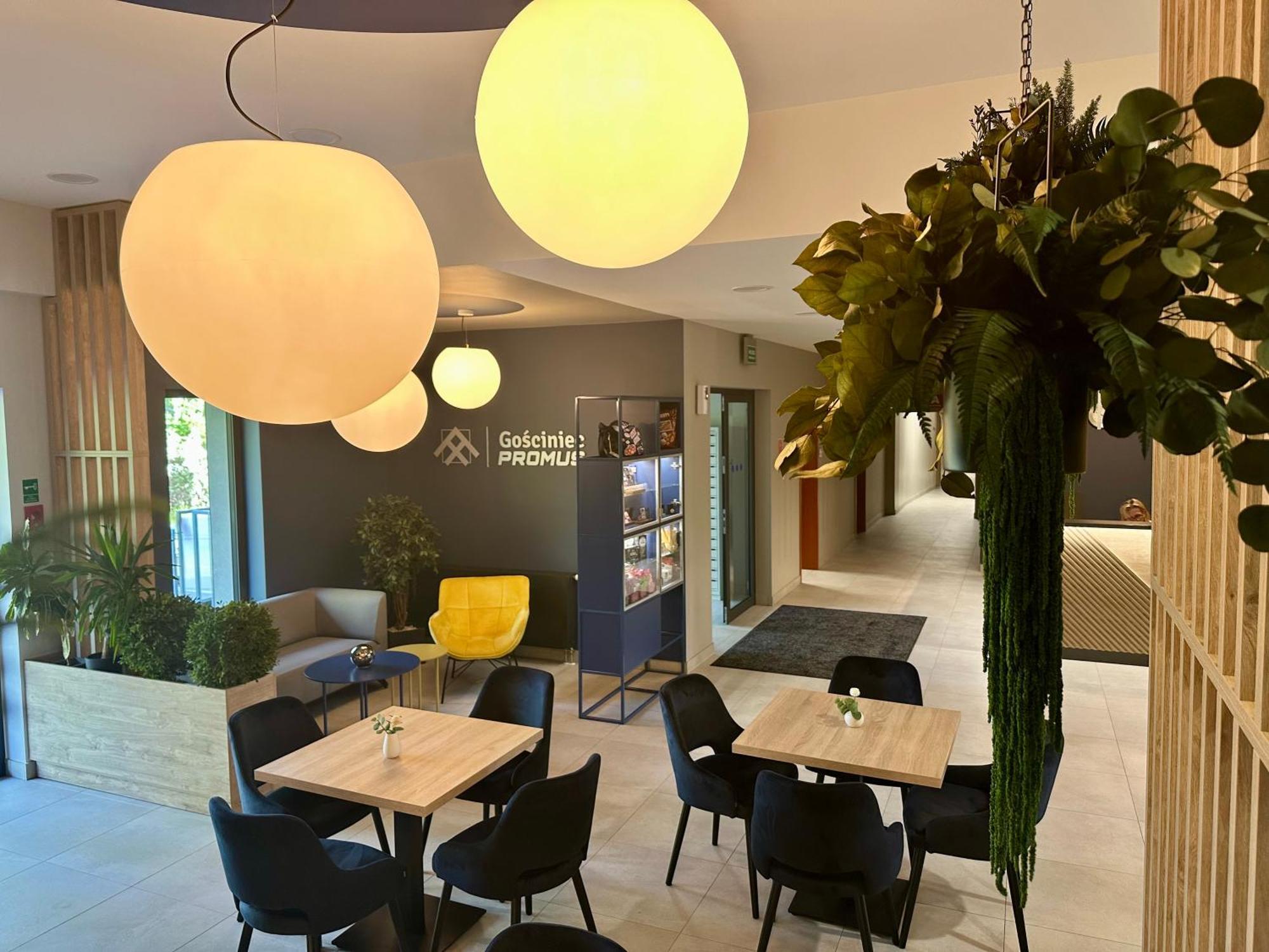 Gosciniec Promus Hotel Zabrze Ngoại thất bức ảnh