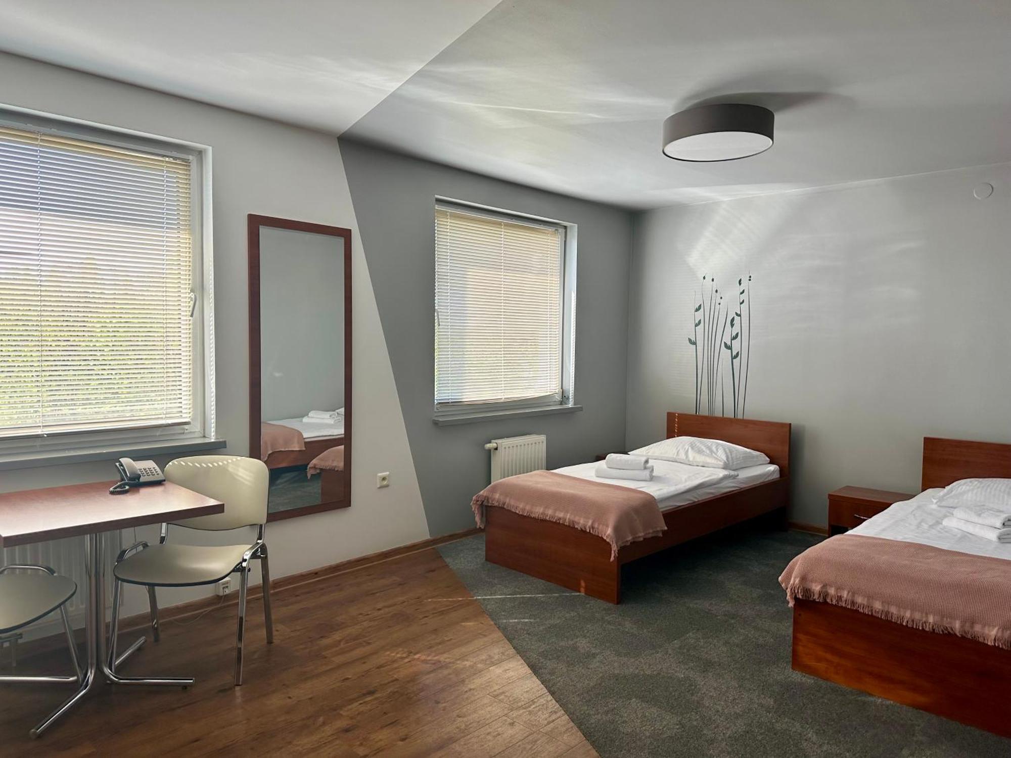 Gosciniec Promus Hotel Zabrze Ngoại thất bức ảnh